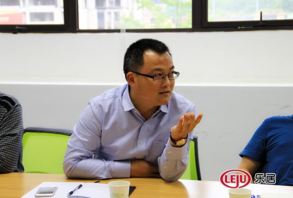 顺庆区政府领导巡诊双创中心 企业创新发展研讨会召开
