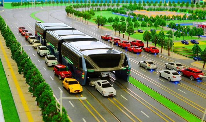 中国“最牛巴士”设计亮相 可载1200名乘客