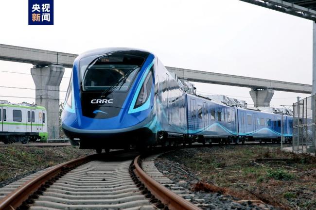 首款氢动力市域列车在上海发布